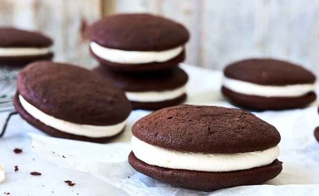 Chocolate Whoopie Pies