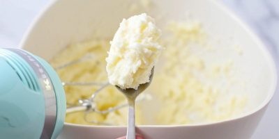 creaming butter and sugar for cake