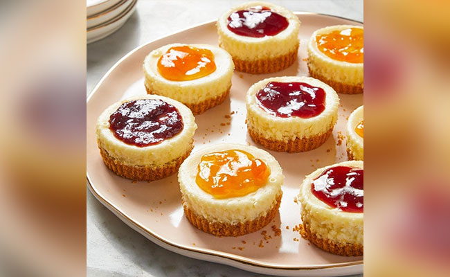 Mini Lemon Drizzle Cakes