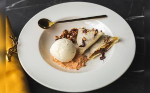 Chocolate Samosa with Ice Cream