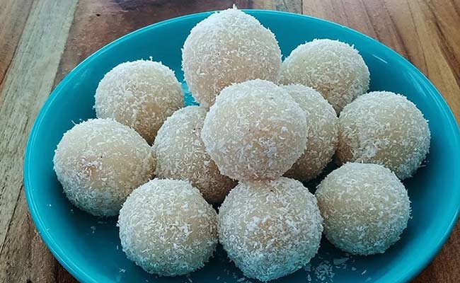 Coconut Ladoos