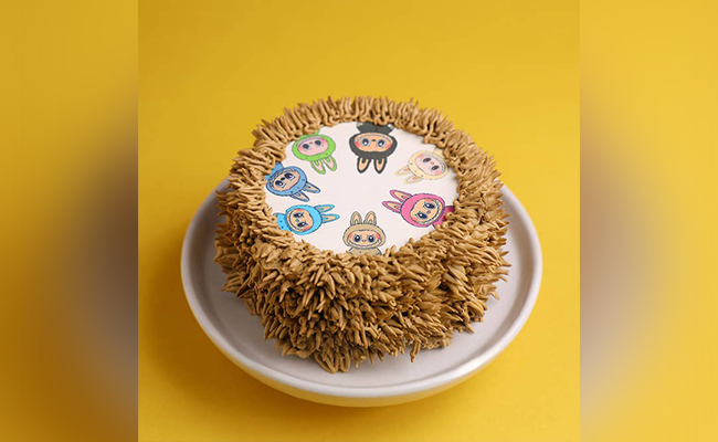 Labubu Doll Bento Cake