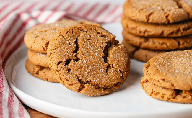 Molasses Cookie