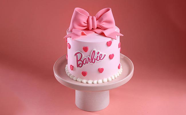 Bow Cake Themes for Birthdays