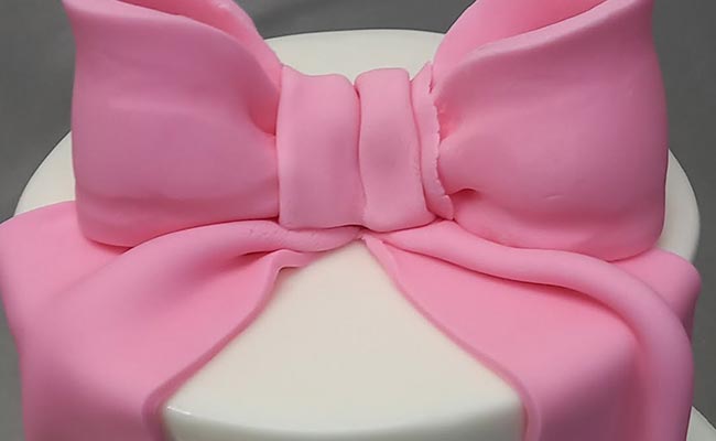 crafting the perfect bow cake