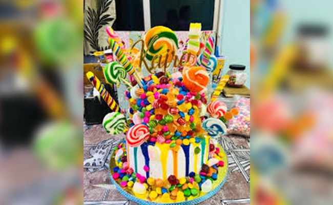 overloaded candy cake