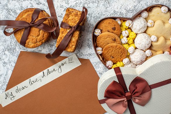 Why Bakery Gift Hampers Are Becoming Everyone’s Favourite Gift